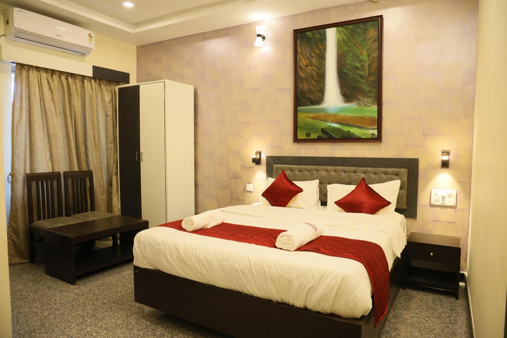 Ashlesh Hotel Manipal Exterior foto