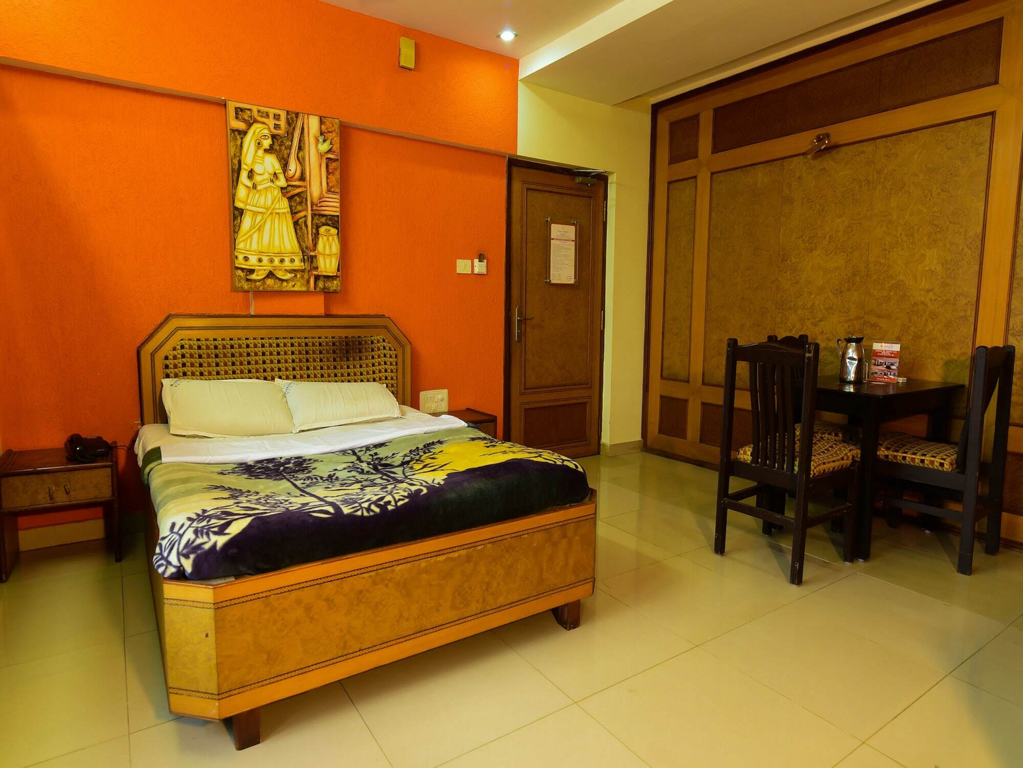 Ashlesh Hotel Manipal Exterior foto